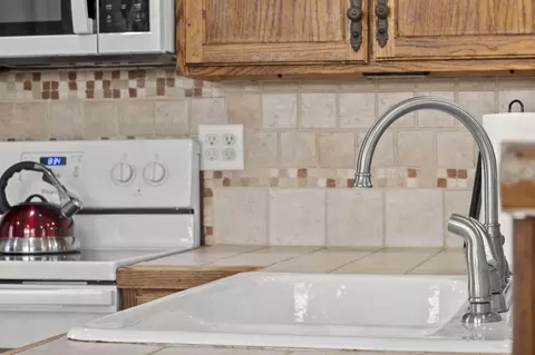 Kitchen - 405 W College St, Branson, MO 65616 photo 5 of 6