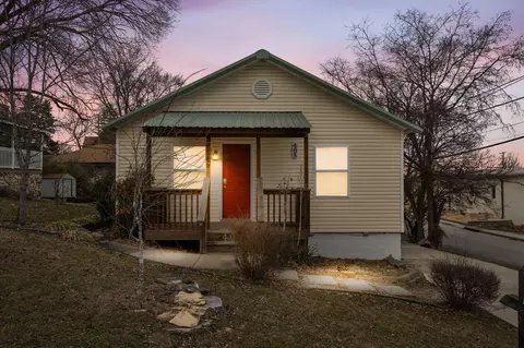 Exterior - 405 W College St, Branson, MO 65616 photo 1 of 28