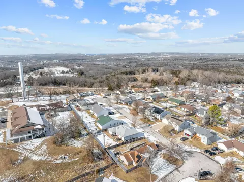 View/Area - 123 Primrose Ln, Branson, MO 65616 photo 8 of 10