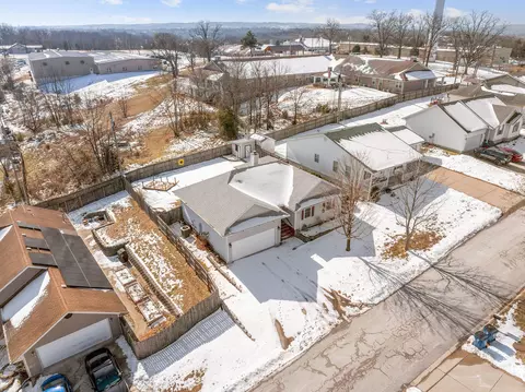View/Area - 123 Primrose Ln, Branson, MO 65616 photo 1 of 10