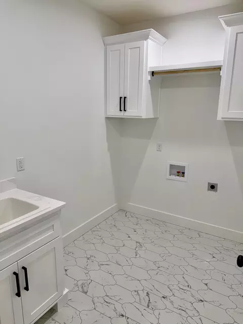 Other - 3921 E Woodhue St, Springfield, MO 65802 photo 4 of 7