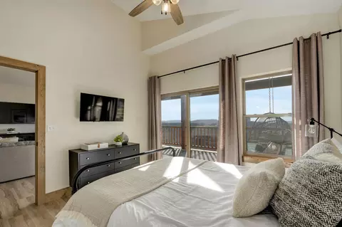 Bedroom - 151 Summer Bay Blvd, Branson, MO 65616 photo 13 of 18