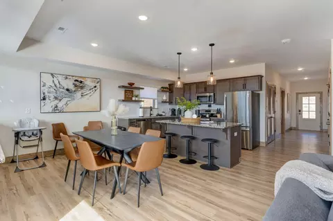 Dining - 151 Summer Bay Blvd, Branson, MO 65616 photo 2 of 2