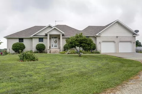 6419 N Wexford Ln, Springfield, MO 65803