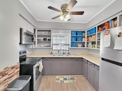 Kitchen - 1486 County Road 357, Thayer, MO 65791 photo 1 of 1