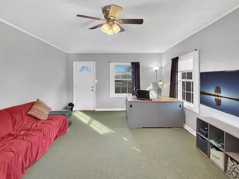 Living - 1486 County Road 357, Thayer, MO 65791 photo 1 of 2
