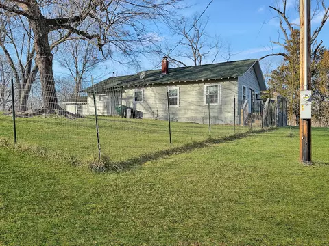 Exterior - 1486 County Road 357, Thayer, MO 65791 photo 2 of 5