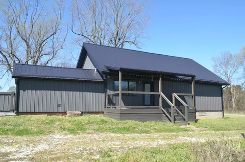 332 Fir Rd, La Russell, MO 64848