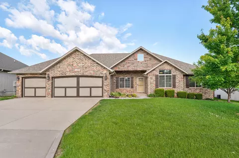 1401 S Natchez Rd, Republic, MO 65738