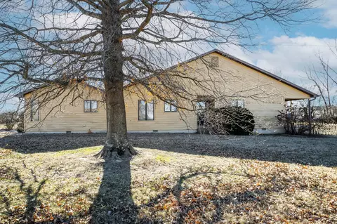 935 Banning St, Marshfield, MO 65706
