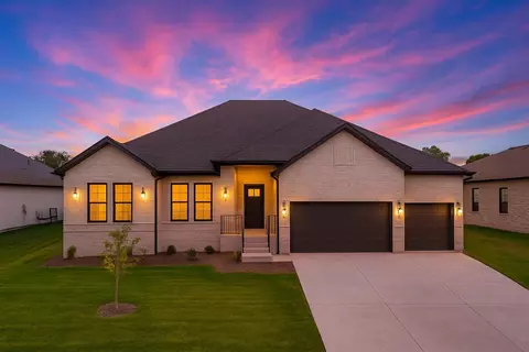 Exterior - 1744 E Cobblestone Dr, Ozark, MO 65721 photo 5 of 6