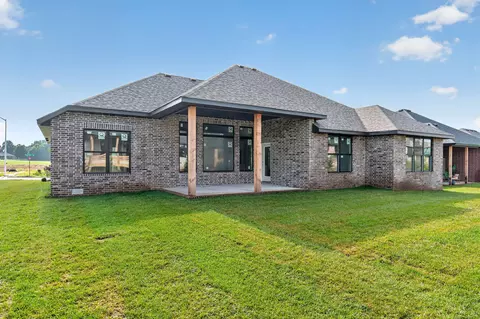 Other - 1601 S Crepe Myrtle Ln, Springfield, MO 65809 photo 28 of 32