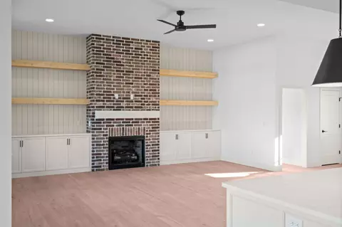 1601 S Crepe Myrtle Ln, Springfield, MO 65809 photo 18
