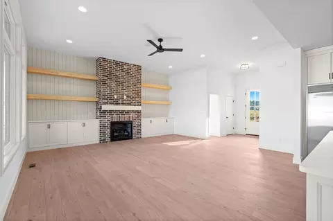 1601 S Crepe Myrtle Ln, Springfield, MO 65809 photo 8