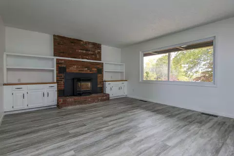 2137 Greene Rd, Sparta, MO 65753 photo 7