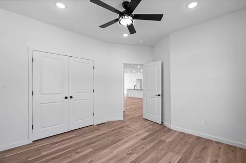 Bedroom - 136 E Kelce Ln, Republic, MO 65738 photo 4 of 8