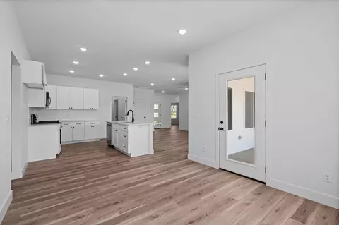 Entry Way - 136 E Kelce Ln, Republic, MO 65738 photo 1 of 2