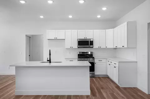 Kitchen - 136 E Kelce Ln, Republic, MO 65738 photo 1 of 2