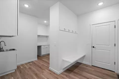 Entry Way - 136 E Kelce Ln, Republic, MO 65738 photo 2 of 2