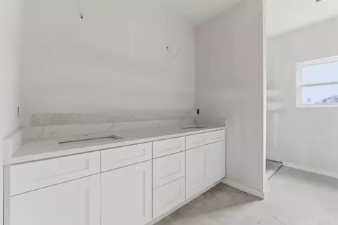 Bath - 136 E Kelce Ln, Republic, MO 65738 photo 1 of 3