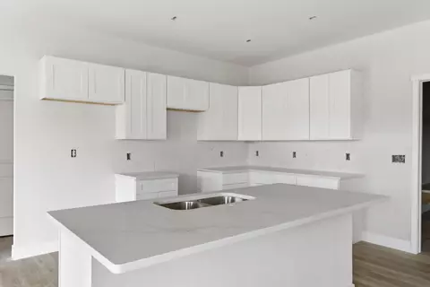 Kitchen - 136 E Kelce Ln, Republic, MO 65738 photo 1 of 4