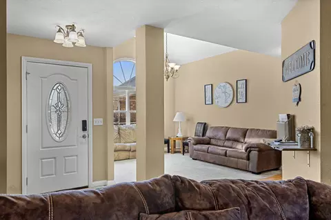 Entry Way - 605 Moon Valley Rd, Ozark, MO 65721 photo 1 of 2