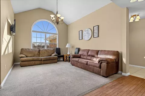 Living - 605 Moon Valley Rd, Ozark, MO 65721 photo 2 of 6