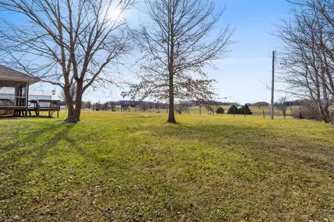 Exterior - 605 Moon Valley Rd, Ozark, MO 65721 photo 7 of 8