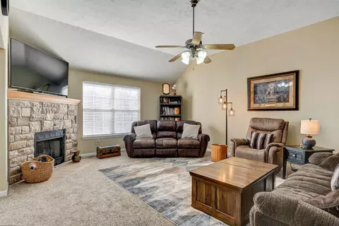 606 E Katella Cir, Nixa, MO 65714 photo 6