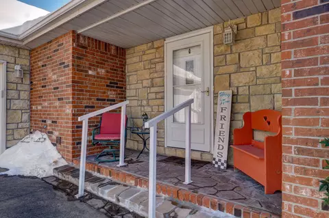 606 E Katella Cir, Nixa, MO 65714 photo 2