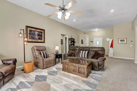 606 E Katella Cir, Nixa, MO 65714 photo 8