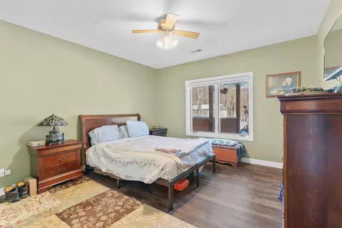 Bedroom - 2063 Olde Gate Rd, Nixa, MO 65714 photo 3 of 3