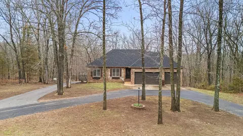 Exterior - 2063 Olde Gate Rd, Nixa, MO 65714 photo 7 of 16