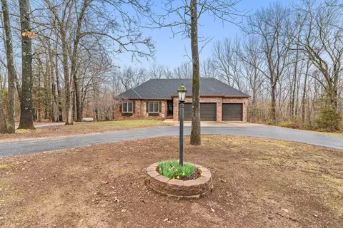 Exterior - 2063 Olde Gate Rd, Nixa, MO 65714 photo 3 of 16