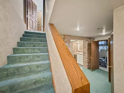 Entry Way - 5308 S Kissick Ave, Springfield, MO 65804 photo 8 of 11