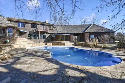 Exterior - 5308 S Kissick Ave, Springfield, MO 65804 photo 15 of 28