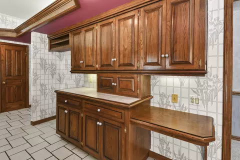 Kitchen - 5308 S Kissick Ave, Springfield, MO 65804 photo 8 of 14