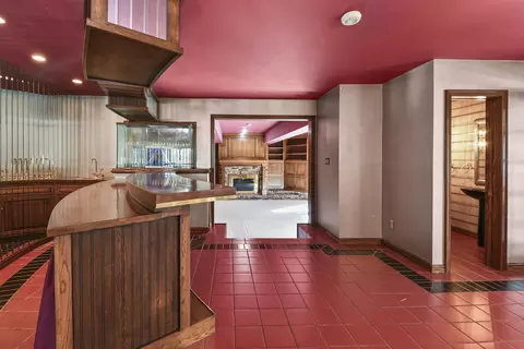 Living - 5308 S Kissick Ave, Springfield, MO 65804 photo 9 of 16