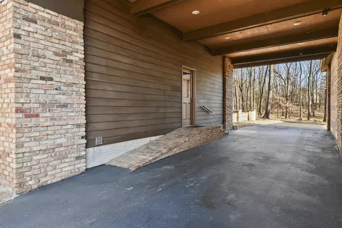 Exterior - 5308 S Kissick Ave, Springfield, MO 65804 photo 21 of 28