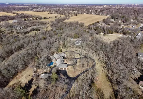 View/Area - 5308 S Kissick Ave, Springfield, MO 65804 photo 7 of 8