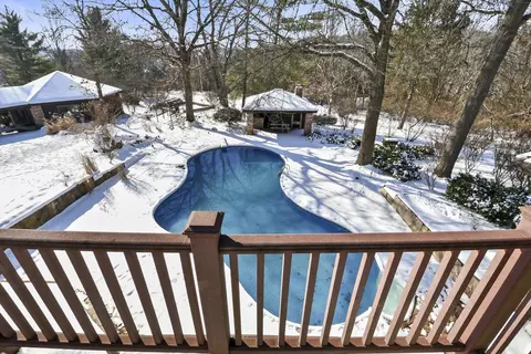 Exterior - 5308 S Kissick Ave, Springfield, MO 65804 photo 8 of 28