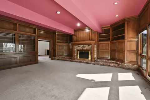Living - 5308 S Kissick Ave, Springfield, MO 65804 photo 3 of 16