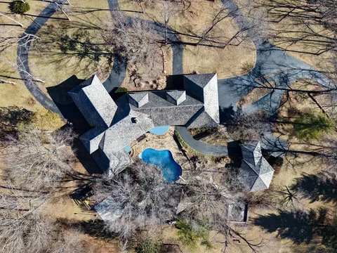 View/Area - 5308 S Kissick Ave, Springfield, MO 65804 photo 5 of 8