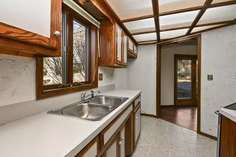Kitchen - 5308 S Kissick Ave, Springfield, MO 65804 photo 12 of 14