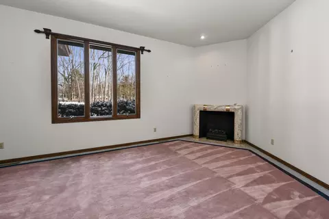Living - 5308 S Kissick Ave, Springfield, MO 65804 photo 2 of 16