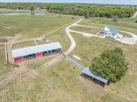 700 N Highway Cc, Lamar, MO 64759
