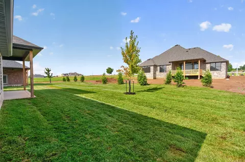 Other - 1627 S Crepe Myrtle Ln, Springfield, MO 65809 photo 26 of 34