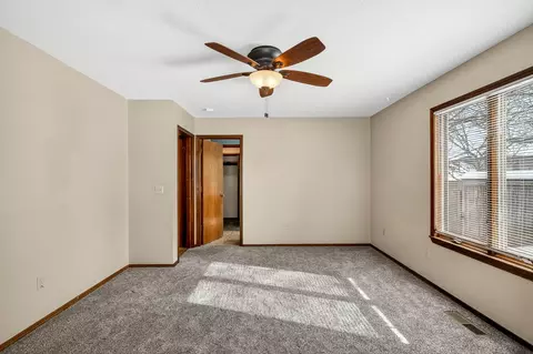 3860 S Parklane Ave, Springfield, MO 65807 photo 25