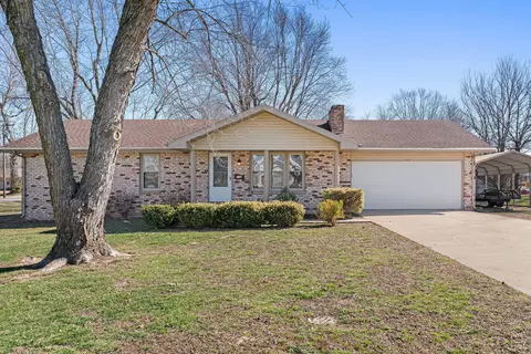 114 S Eagan St, Republic, MO 65738