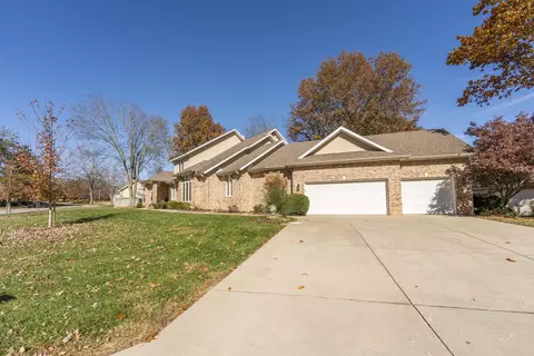 Exterior - 4257 E Misty Woods St, Springfield, MO 65809 photo 14 of 19